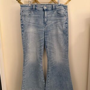 American Eagle Festival Flares size 18 short